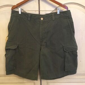 Nautica Men’s Relax Fit Green Cargo Shorts Size 38
